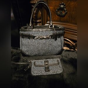 Coach Hampton Herringbone Tweed Shoulder Bag With Matching Wallet
